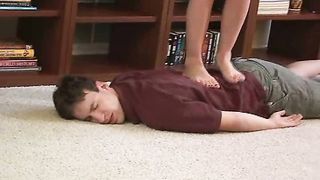 HeadUnderHeels - vid9092