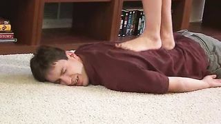 HeadUnderHeels - vid9092