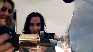 Femdom-Berlin - 20060811_durchgepinkeltfem