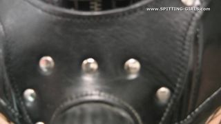 Spitting-Girls - Melissa - Take it into your mouth