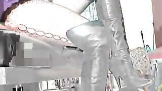 Facesitting-Queen - boots gag pillow face