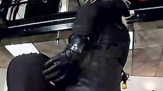 Facesitting-Queen - leather slut russian army