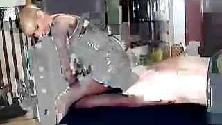 Facesitting-Queen - teach good lesson