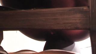 Facesitting-Queen - trapped purple hiney