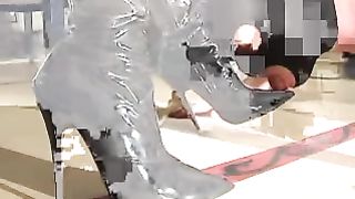 Facesitting-Queen - worship rubber ass