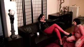 Strapon Goddess - two-hole-sluts-strap-on-drill-01