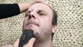 Kates-Palace - Der blossgestellte Exhibitionist 01