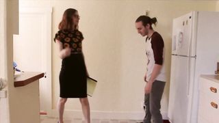 Ballbusting - A Tutorial by miss Chaiyles