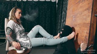 Cruel Anette - Vulnerable sucker