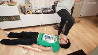 FRENCH GIRLS FEET - Forced To Worship Hanna's Stinky Feet