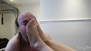 MercilessDominas -  Lucky Slave