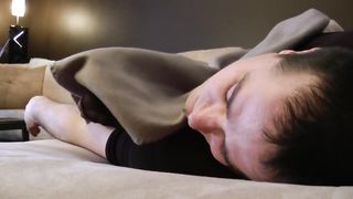 Felicias Sleepy Feet