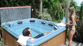 MW-0043 Jacuzzi Jaunt!