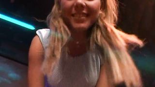 WomanWorship - vw_sky_med1