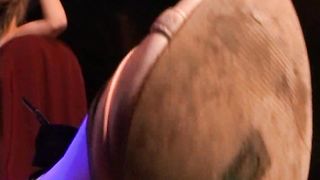 WomanWorship - vw_sky_med1