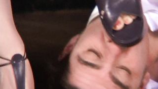 WomanWorship - w_ot_crawl1