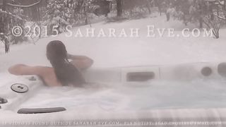 Saharah Eve - Jacuzzi Snow