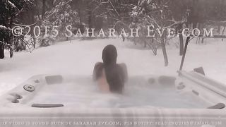 Saharah Eve - Jacuzzi Snow