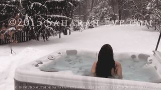 Saharah Eve - Jacuzzi Snow