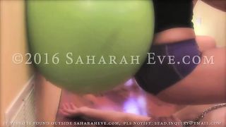 Saharah Eve - Squats and Smothering