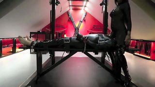 DanishFemdom - Latex slave