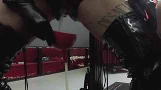DanishFemdom - Urine inhalation