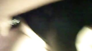 Dansk kone leger med store sorte dildo og sutter husbond