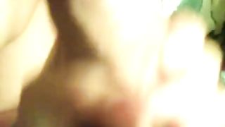 Dansk kone leger med store sorte dildo og sutter husbond