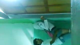 JIlbab mesum di kelas