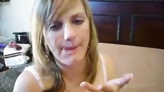 homemade, stunning blonde swallows every drop