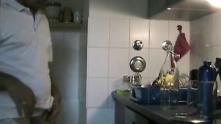 Teen i.d.Kueche gefickt