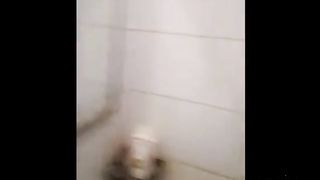 pinay   teen     bathroom