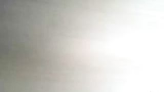 desi girl sucking when bathing and bf captured