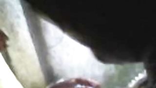 desi girl sucking when bathing and bf captured