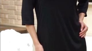 MILF in Bra & Panties - Teleshopping