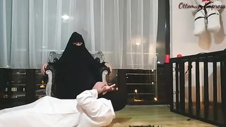 Turkish Mistress Aylin - Arab feet worship