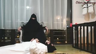 Turkish Mistress Aylin - Arab feet worship