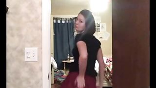 Sexy Striptease (Girls Kiss Girls) 2