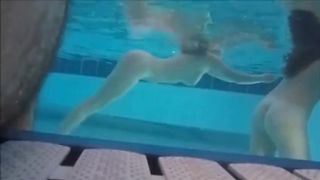 heimlich unter Wasser gefilmt - Spa