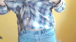 Cute teen girl show her perfect ass and bobs