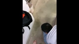 【婷婷s】学生主的脚垫爱闻臭袜子【13分钟】