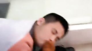 【婷婷s】学生主的脚垫爱闻臭袜子【13分钟】