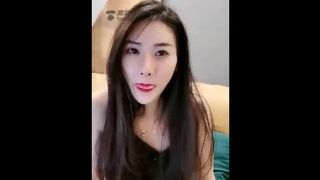 【芷晴s】口水浓痰羞辱炸【62分钟】