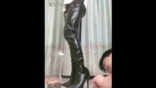 【兔粉粉女皇】超高靴鞋底美食【24分钟】【高清】