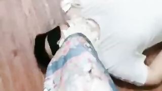 【绘子学姐】惩罚场提舔鞋，踩脸（官方已删）【27分钟】