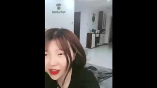 【伊人s】双女主，踩踏，口水【37分钟】【标清】