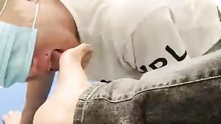 【情侣硕少s】刚回来就跪地上给我舔鞋【24分钟】【高清】