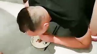 【郑州之卿s】饭店桌下偷吃的小贱狗【18分钟】