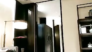 【黛颜s】维依黛颜暴力踢裆【32分钟】