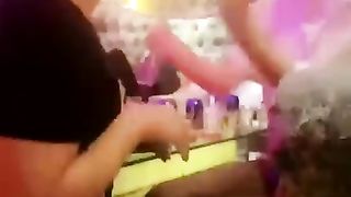 【京韵S】KTV玩男宠，抱着黑丝脚就是啃【23分钟】